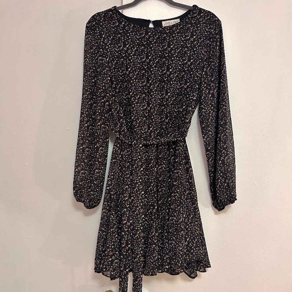 SHE + SKY adorable floral dress